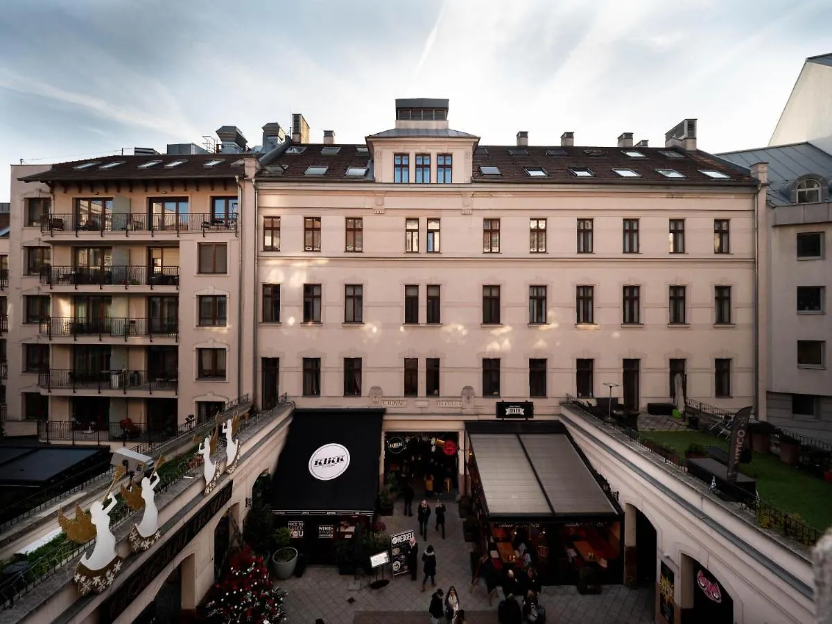 Cozy Central Apt With Garage At Gozsdu Passage Budapest 0*,  Hungary
