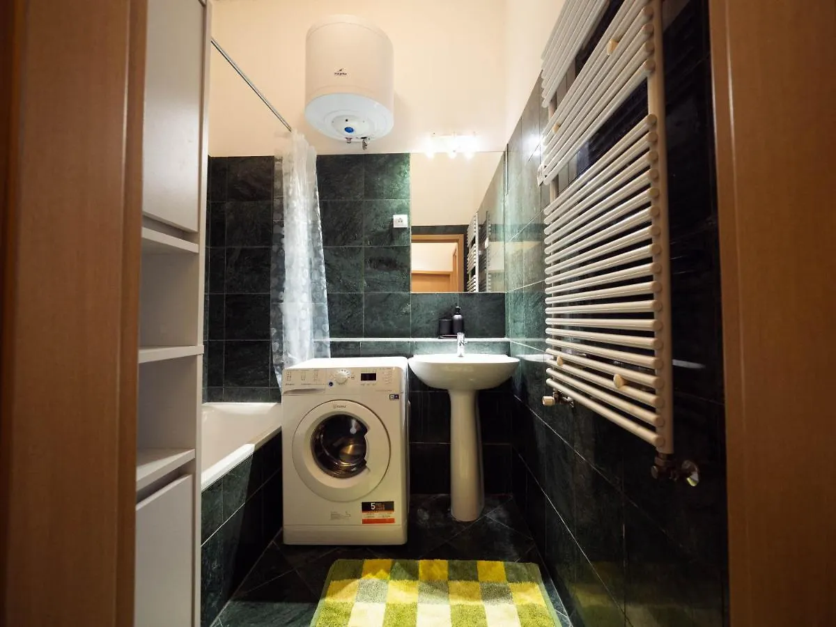 Cozy Central Apt With Garage At Gozsdu Passage Budapest 0*,