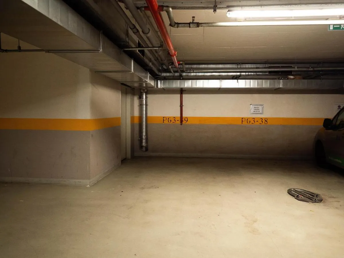 Cozy Central Apt With Garage At Gozsdu Passage Budapest Hungary